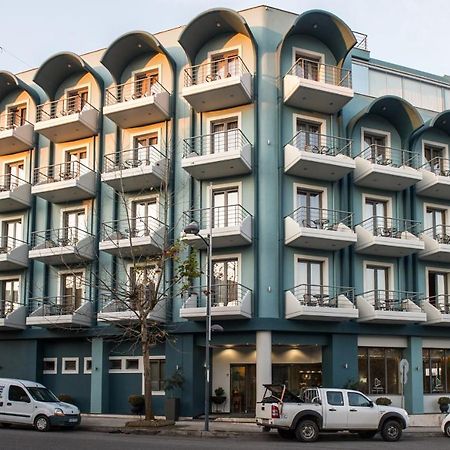 Premier Agrinio Heart Hotel エクステリア 写真