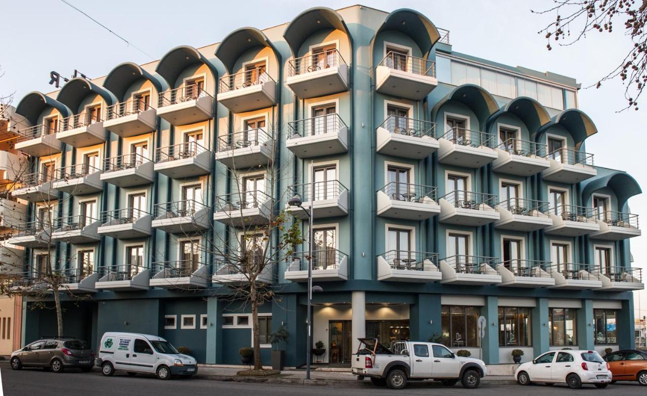 Premier Agrinio Heart Hotel エクステリア 写真