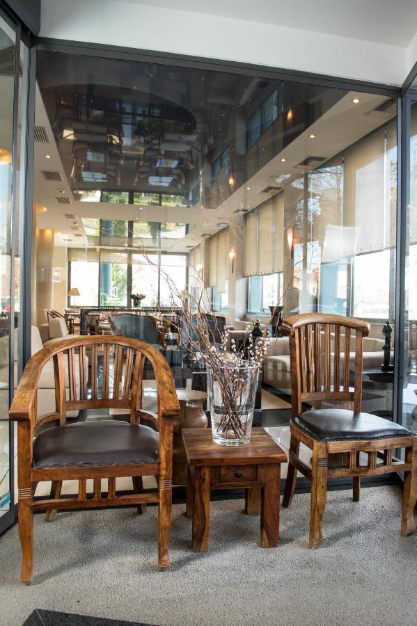 Premier Agrinio Heart Hotel エクステリア 写真
